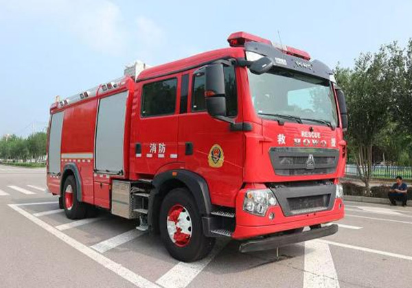 水罐消防車