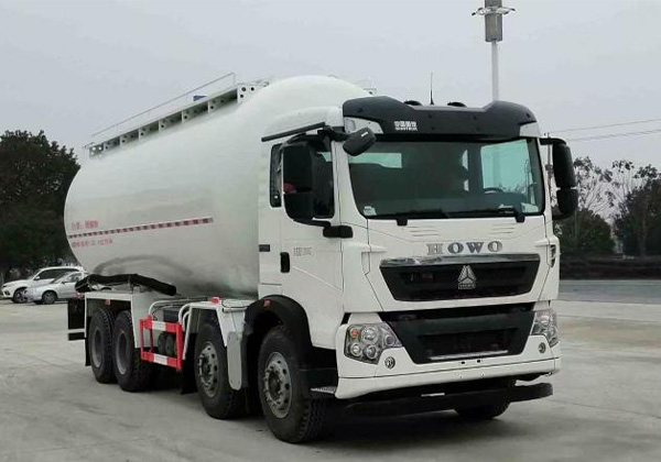 低密度粉粒物料車