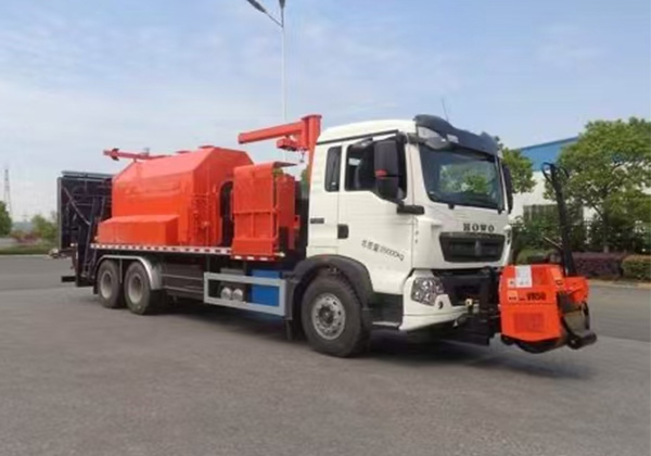 瀝青路面熱再生修補(bǔ)車
