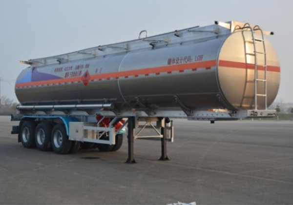 鋁合金運(yùn)油半掛車(chē)